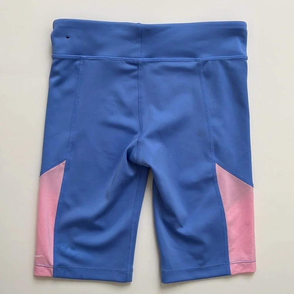 NWOT Girls Nike Dri-Fit Size Medium Blue & Pink Tight Fit Bike Shorts